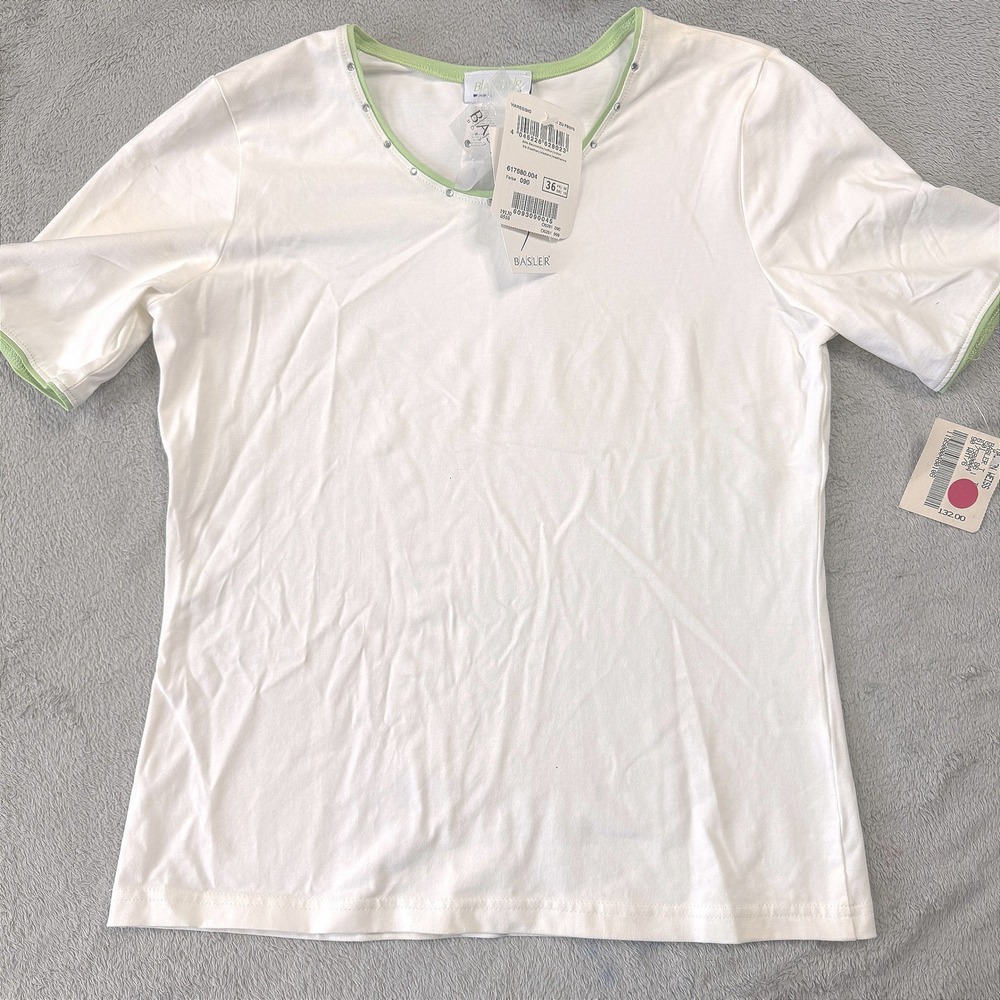 NWT Basler Women White Green Trim Rhinestone V Neck Slim Line T Shirt Size Small